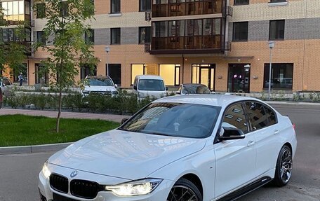 BMW 3 серия, 2016 год, 2 590 000 рублей, 3 фотография