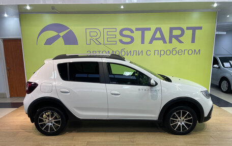 Renault Sandero II рестайлинг, 2019 год, 950 000 рублей, 5 фотография