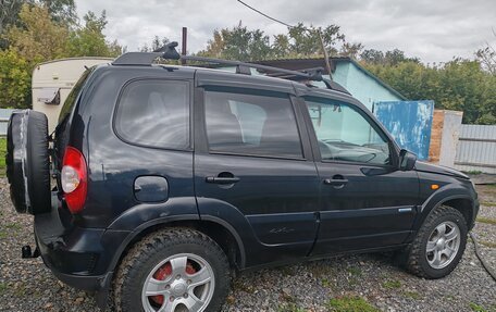 Chevrolet Niva I рестайлинг, 2009 год, 599 999 рублей, 4 фотография