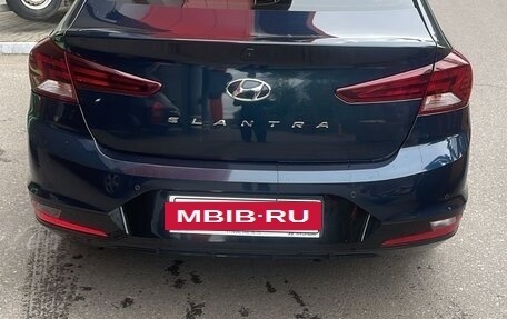 Hyundai Elantra VI рестайлинг, 2019 год, 1 550 000 рублей, 2 фотография