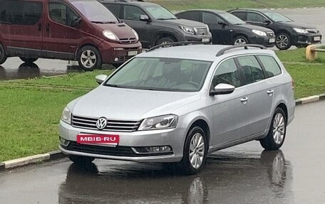 Volkswagen Passat B7, 2013 год, 960 000 рублей, 2 фотография