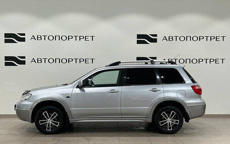 Mitsubishi Outlander III рестайлинг 3, 2006 год, 699 000 рублей, 2 фотография