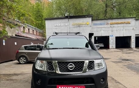 Nissan Navara (Frontier), 2013 год, 1 700 000 рублей, 5 фотография