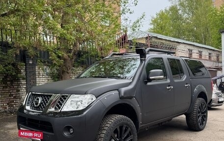 Nissan Navara (Frontier), 2013 год, 1 700 000 рублей, 2 фотография