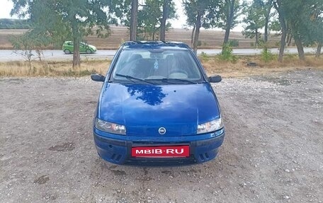 Fiat Punto III Punto Evo рестайлинг, 2000 год, 165 000 рублей, 3 фотография
