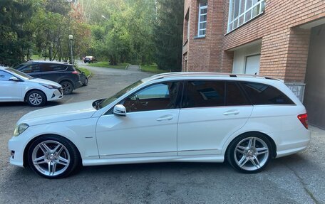 Mercedes-Benz C-Класс, 2011 год, 1 600 000 рублей, 6 фотография