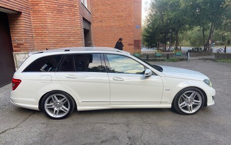 Mercedes-Benz C-Класс, 2011 год, 1 600 000 рублей, 11 фотография