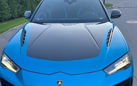 Lamborghini Urus I, 2023 год, 31 000 000 рублей, 3 фотография