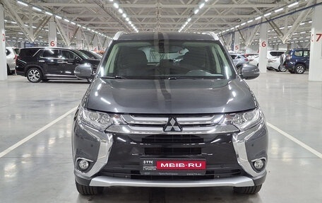 Mitsubishi Outlander III рестайлинг 3, 2016 год, 2 210 000 рублей, 2 фотография