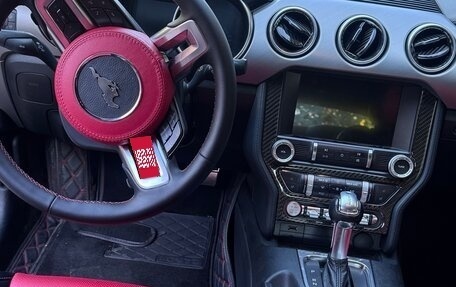 Ford Mustang VI рестайлинг, 2018 год, 3 999 999 рублей, 5 фотография