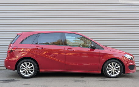 Mercedes-Benz B-Класс, 2016 год, 1 495 000 рублей, 4 фотография