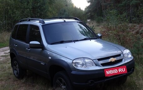 Chevrolet Niva I рестайлинг, 2016 год, 820 000 рублей, 2 фотография