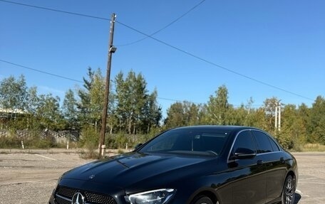 Mercedes-Benz E-Класс, 2021 год, 4 900 000 рублей, 2 фотография