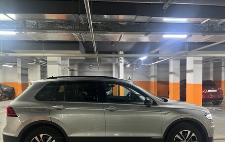 Volkswagen Tiguan II, 2019 год, 1 860 000 рублей, 7 фотография