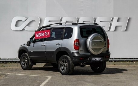 Chevrolet Niva I рестайлинг, 2018 год, 830 000 рублей, 2 фотография