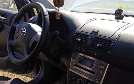 Toyota Avensis III рестайлинг, 2008 год, 920 000 рублей, 5 фотография