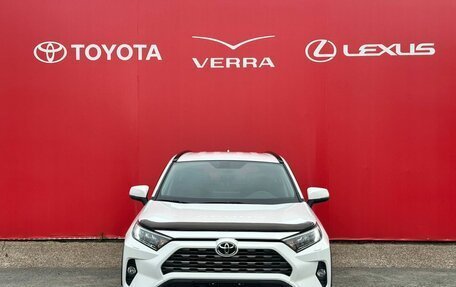 Toyota RAV4, 2020 год, 2 750 000 рублей, 5 фотография