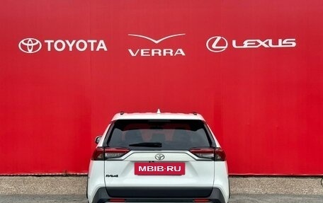 Toyota RAV4, 2020 год, 2 750 000 рублей, 6 фотография