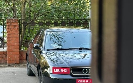 Audi A4, 1997 год, 550 000 рублей, 2 фотография