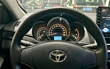 Toyota Yaris XP150 рестайлинг, 2020 год, 1 200 000 рублей, 5 фотография