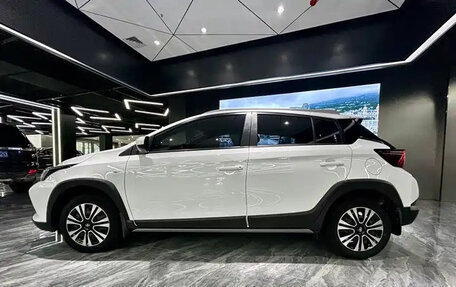 Toyota Yaris XP150 рестайлинг, 2020 год, 1 200 000 рублей, 4 фотография