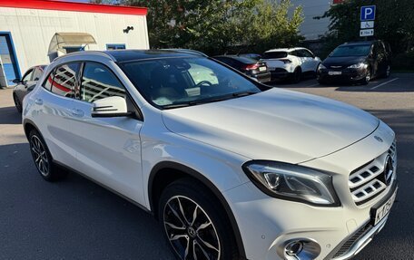 Mercedes-Benz GLA, 2018 год, 3 100 000 рублей, 2 фотография