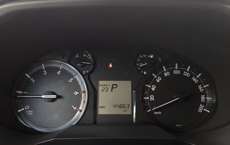 Toyota Land Cruiser Prado 150 рестайлинг 2, 2021 год, 5 190 000 рублей, 4 фотография