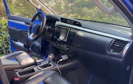 Toyota Hilux VIII, 2016 год, 4 200 000 рублей, 2 фотография
