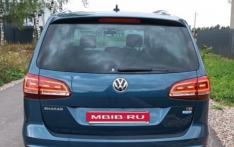 Volkswagen Sharan II, 2016 год, 1 700 000 рублей, 4 фотография