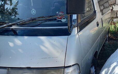 Toyota Town Ace III, 1995 год, 250 000 рублей, 2 фотография