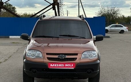 Chevrolet Niva I рестайлинг, 2019 год, 770 000 рублей, 2 фотография