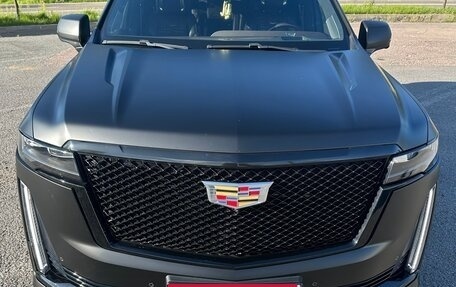 Cadillac Escalade V, 2022 год, 9 500 000 рублей, 2 фотография