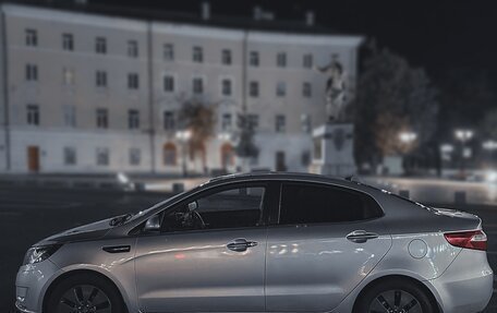 KIA Rio III рестайлинг, 2013 год, 850 000 рублей, 2 фотография