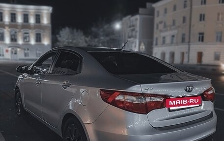 KIA Rio III рестайлинг, 2013 год, 850 000 рублей, 3 фотография
