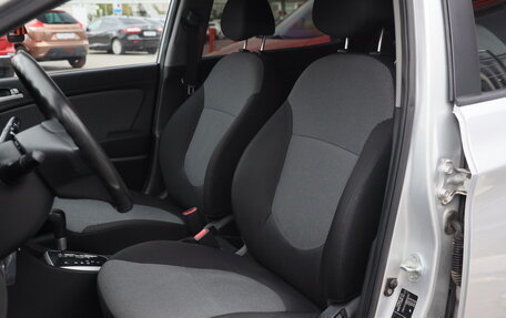 Hyundai Solaris II рестайлинг, 2011 год, 646 950 рублей, 9 фотография