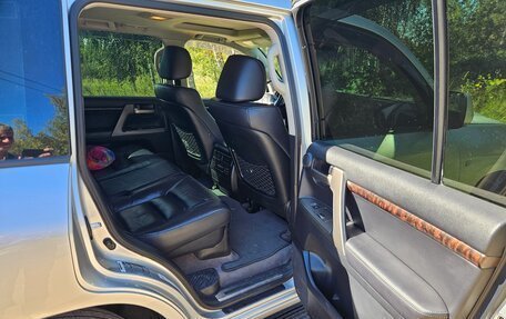 Toyota Land Cruiser 200, 2011 год, 4 100 000 рублей, 8 фотография