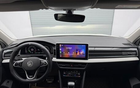 Volkswagen Tiguan II, 2021 год, 2 899 777 рублей, 7 фотография