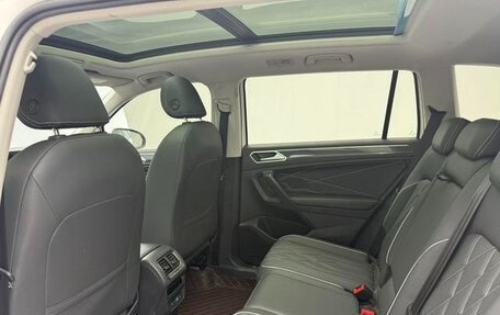 Volkswagen Tiguan II, 2021 год, 2 899 777 рублей, 8 фотография
