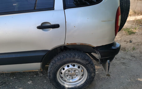 Chevrolet Niva I рестайлинг, 2003 год, 247 000 рублей, 3 фотография