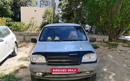 Chevrolet Niva I рестайлинг, 2003 год, 247 000 рублей, 2 фотография
