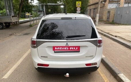 Mitsubishi Outlander III рестайлинг 3, 2012 год, 1 020 000 рублей, 6 фотография