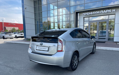 Toyota Prius, 2013 год, 1 100 000 рублей, 8 фотография