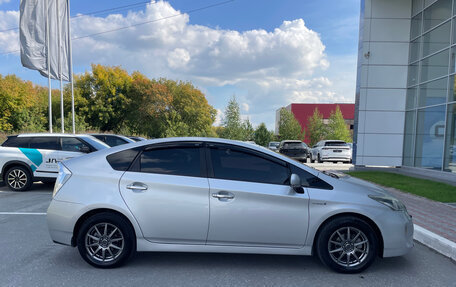 Toyota Prius, 2013 год, 1 100 000 рублей, 9 фотография