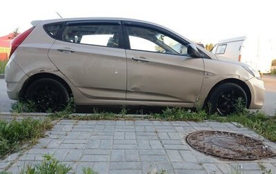 Hyundai Solaris II рестайлинг, 2012 год, 600 000 рублей, 1 фотография
