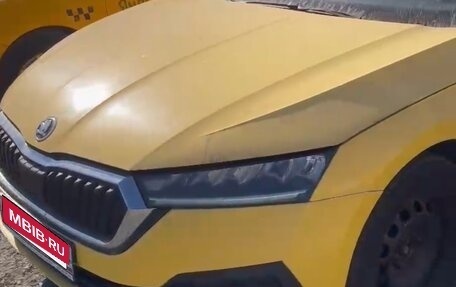 Skoda Octavia IV, 2021 год, 1 400 000 рублей, 1 фотография