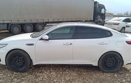 KIA Optima IV, 2018 год, 1 680 000 рублей, 3 фотография