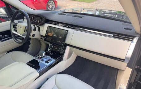 Land Rover Range Rover IV рестайлинг, 2023 год, 10 990 000 рублей, 26 фотография