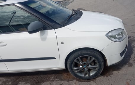 Skoda Fabia II, 2010 год, 399 000 рублей, 3 фотография