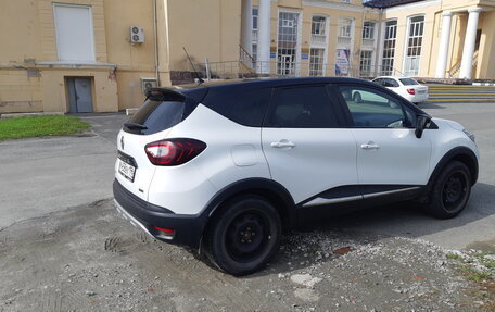 Renault Kaptur I рестайлинг, 2017 год, 1 850 000 рублей, 2 фотография