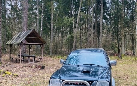 Mitsubishi L200 III рестайлинг, 1998 год, 345 000 рублей, 2 фотография